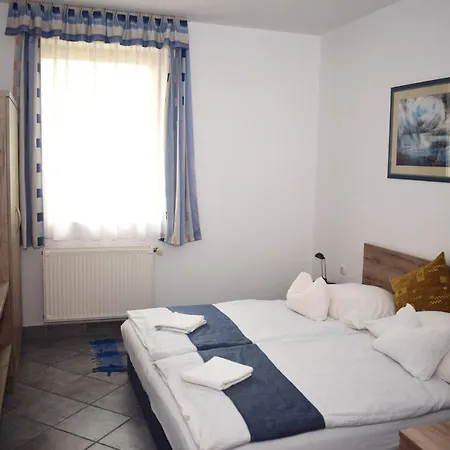 Varga Apartmanhaz *