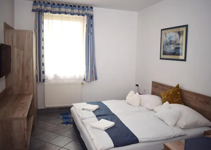 Varga Apartmanhaz *